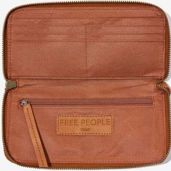 NWOT FREE PEOPLE Distressed Vegan Wallet - Picture 6 of 7